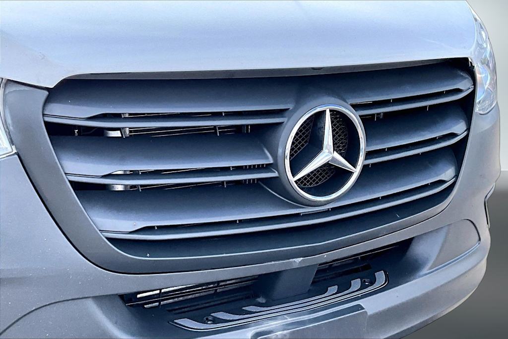 Thumbnail: 2021 Mercedes-Benz Sprinter - 31