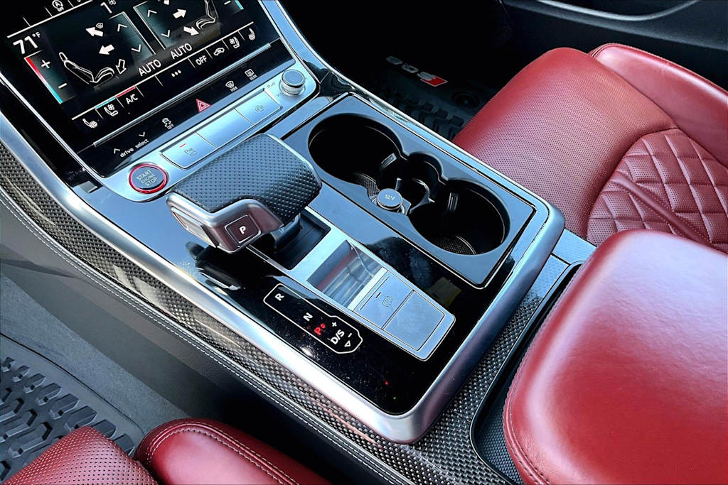 Thumbnail: 2022 Audi SQ8 - 17