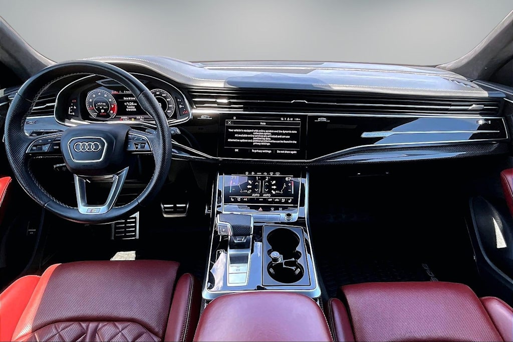 Thumbnail: 2022 Audi SQ8 - 10