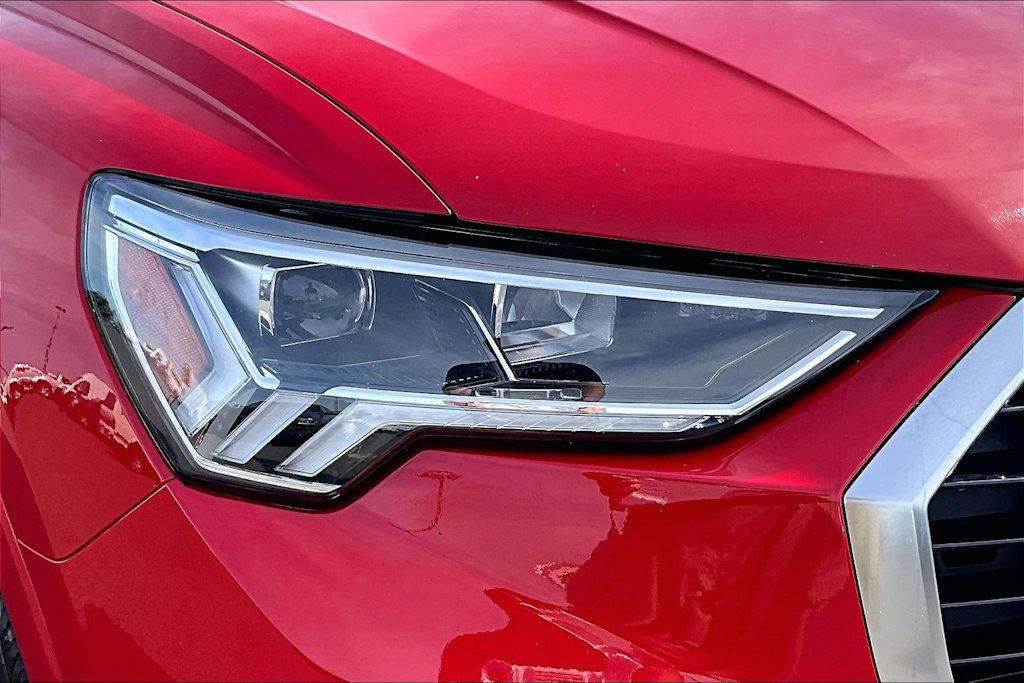 Thumbnail: 2025 Audi Q3 - 32
