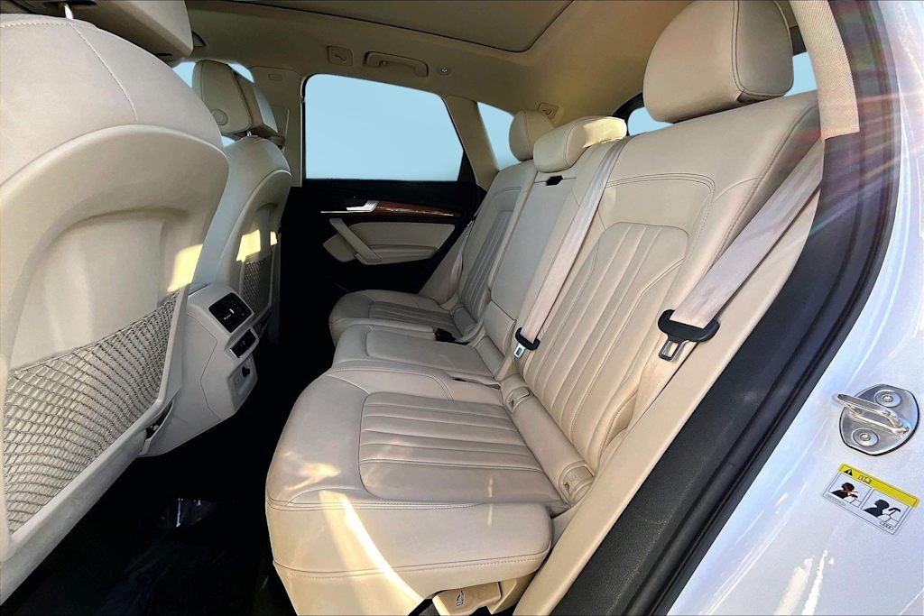 Thumbnail: 2023 Audi Q5 - 29