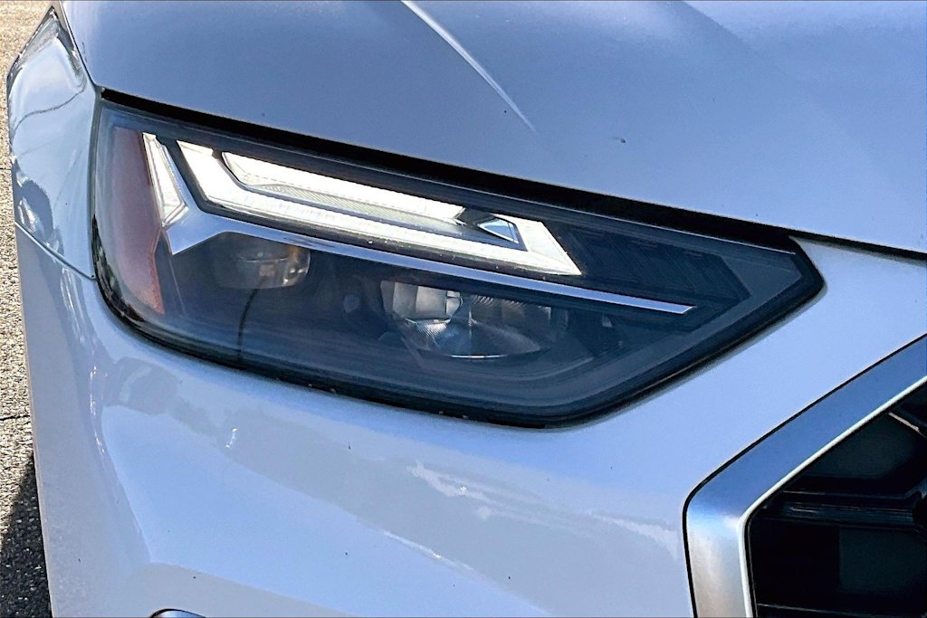 Thumbnail: 2023 Audi Q5 - 32