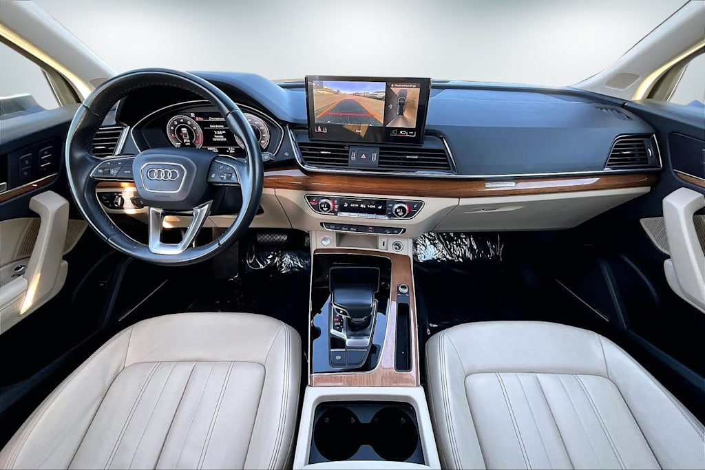 Thumbnail: 2023 Audi Q5 - 10