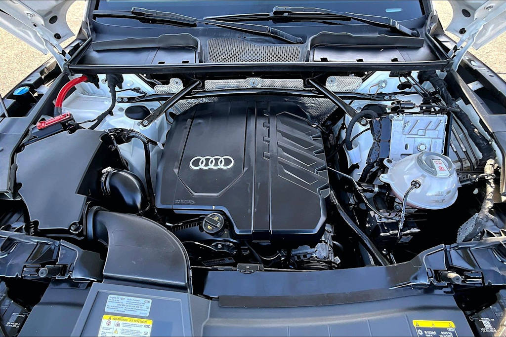 Thumbnail: 2023 Audi Q5 - 9