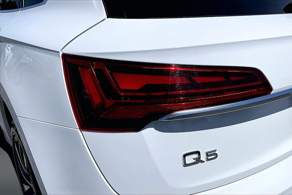 Thumbnail: 2024 Audi Q5 - 32