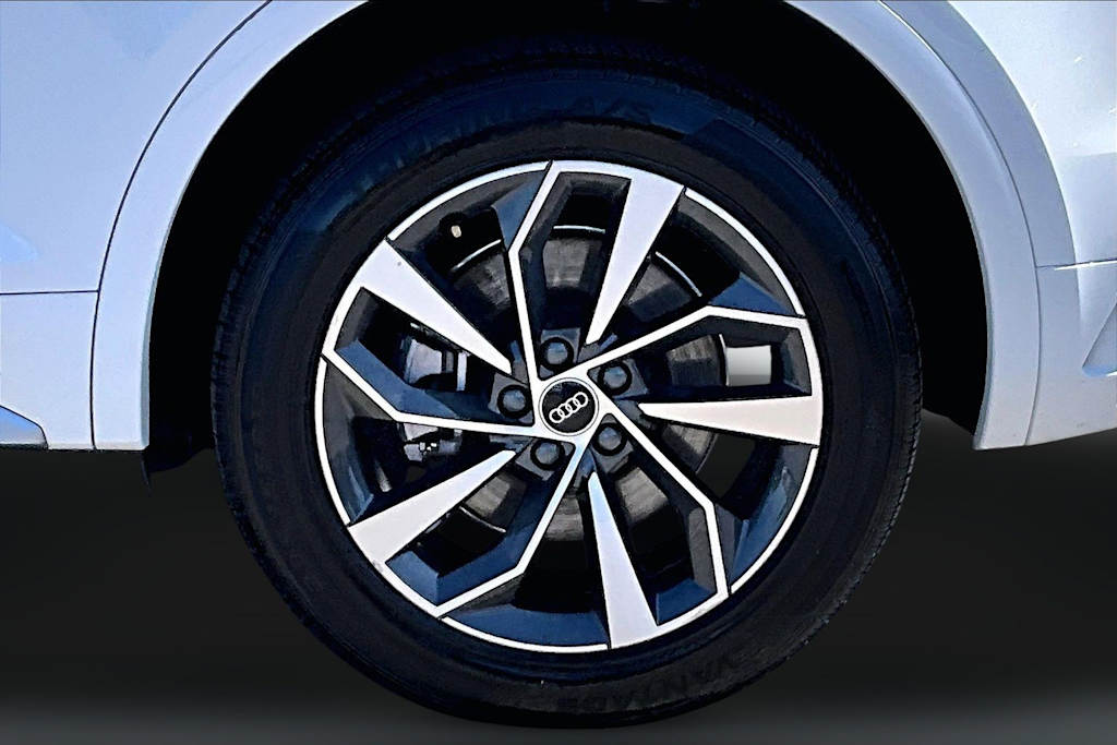 Thumbnail: 2024 Audi Q5 - 34