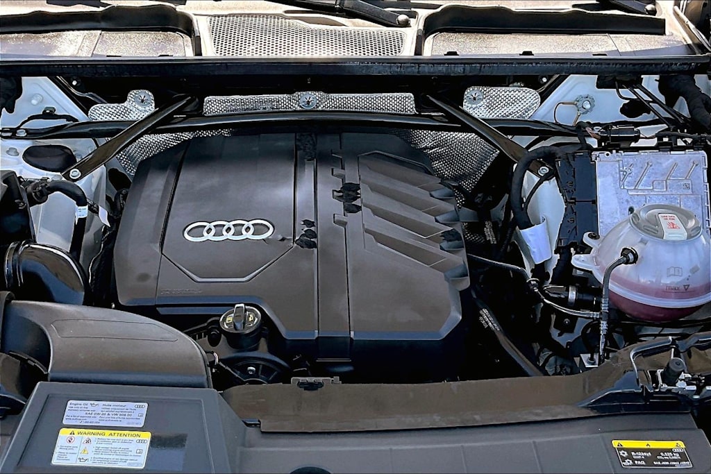 Thumbnail: 2024 Audi Q5 - 9