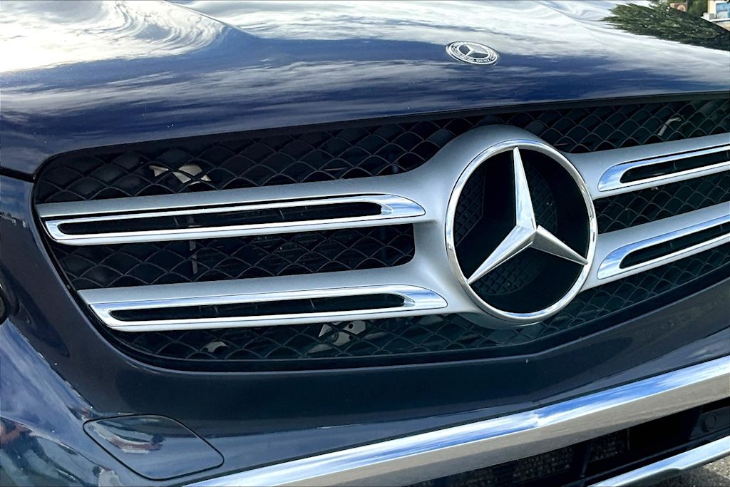 Thumbnail: 2019 Mercedes-Benz GLC - 34