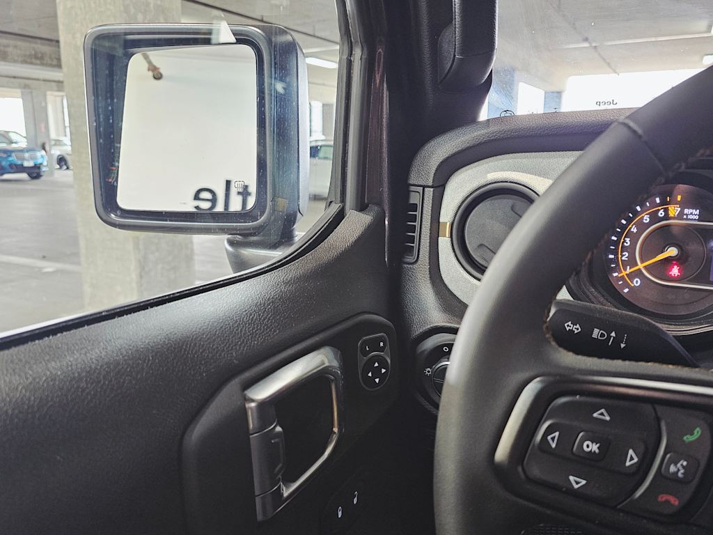 Thumbnail: 2024 Jeep Gladiator - 26