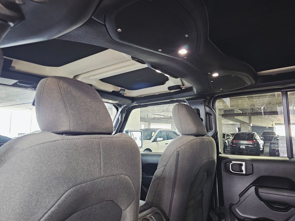 Thumbnail: 2024 Jeep Gladiator - 28