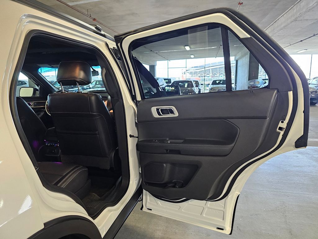 Thumbnail: 2014 Ford Explorer - 34