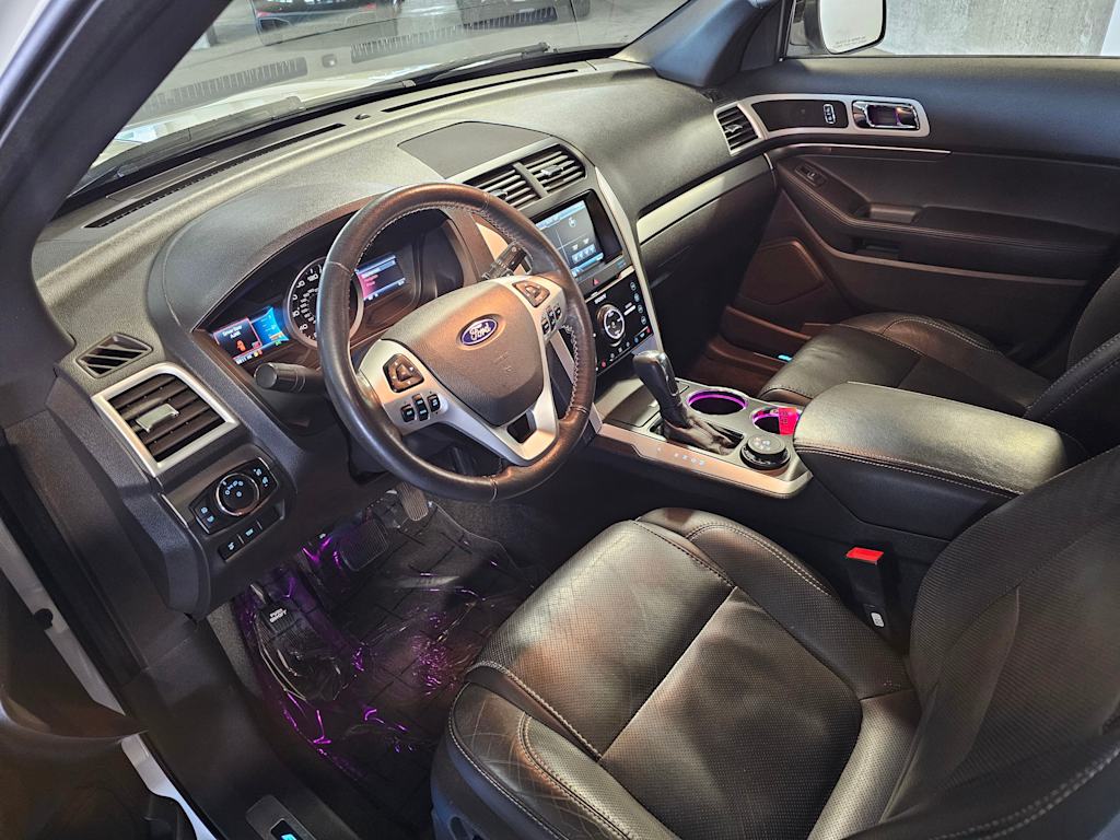 Thumbnail: 2014 Ford Explorer - 11