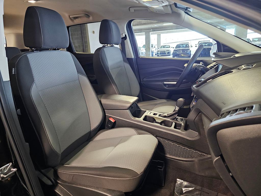 Thumbnail: 2017 Ford Escape - 35
