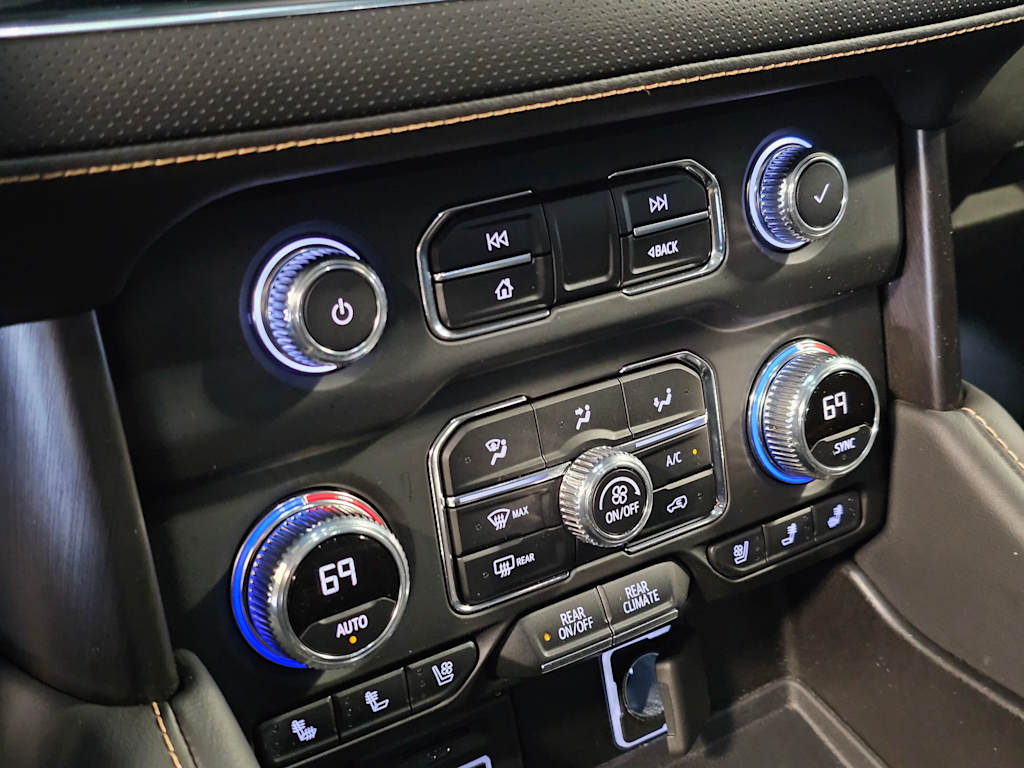 Thumbnail: 2021 GMC Yukon - 23