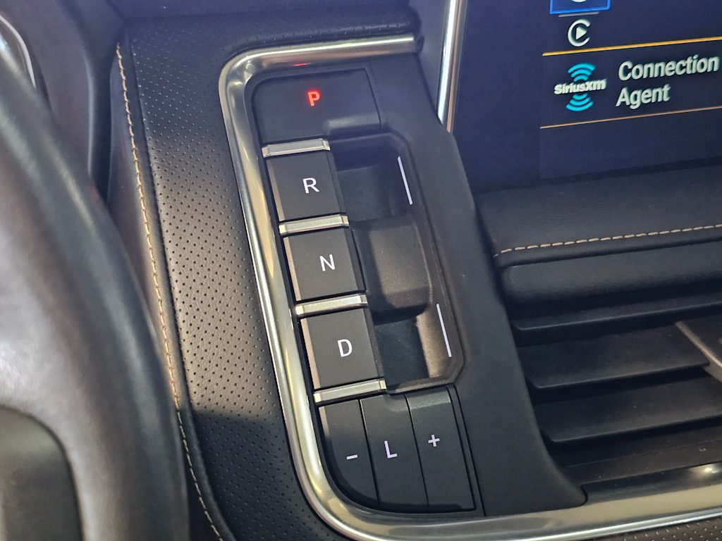 Thumbnail: 2021 GMC Yukon - 17