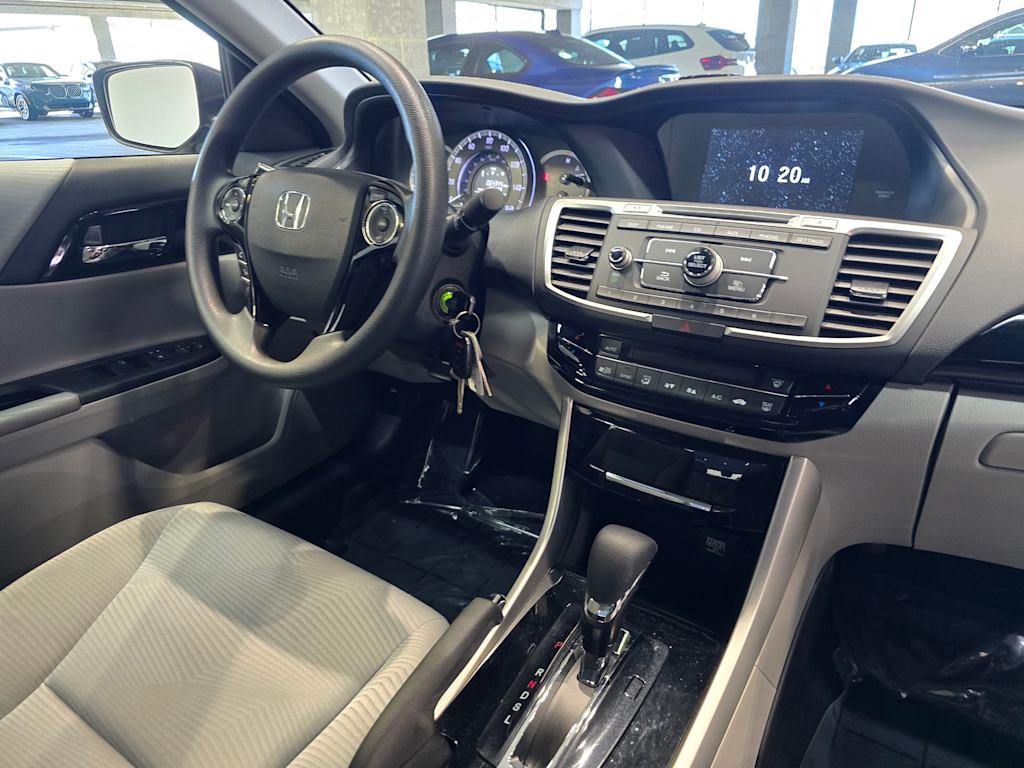 Thumbnail: 2017 Honda Accord - 14