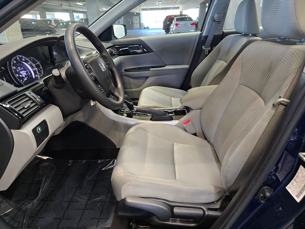 Thumbnail: 2017 Honda Accord - 10