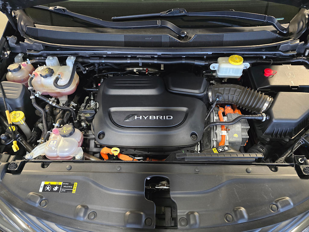Thumbnail: 2017 Chrysler Pacifica - 8
