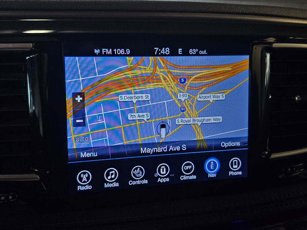 Thumbnail: 2017 Chrysler Pacifica - 25