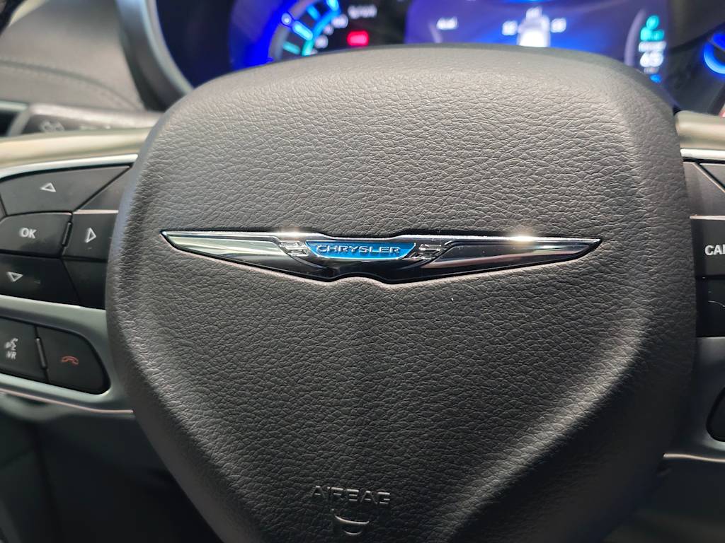 Thumbnail: 2018 Chrysler Pacifica - 29