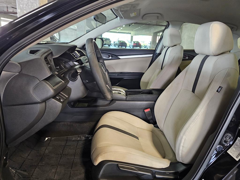 Thumbnail: 2016 Honda Civic - 10