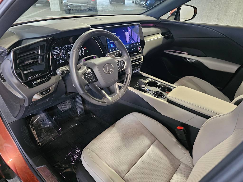 2023 Lexus RX 350 - Photo 2