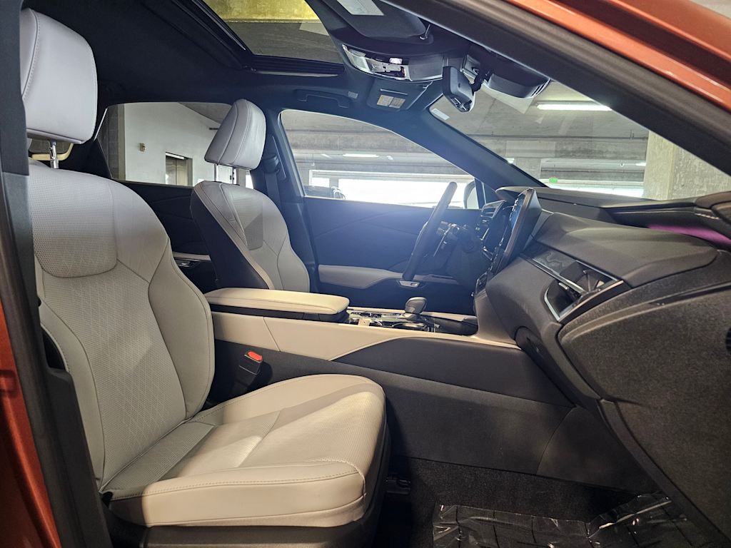 2023 Lexus RX 350 - Photo 38