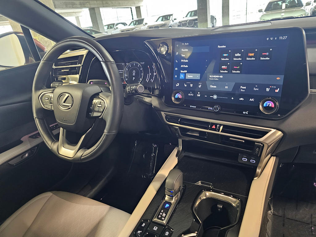 2023 Lexus RX 350 - Photo 14