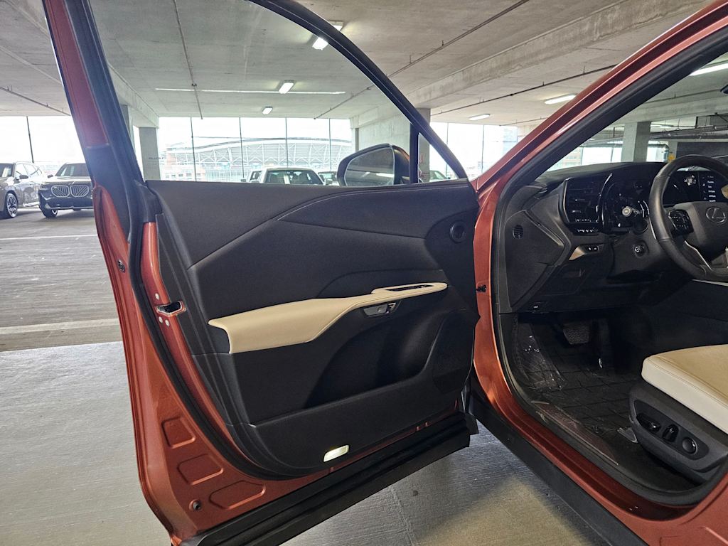 2023 Lexus RX 350 - Photo 32