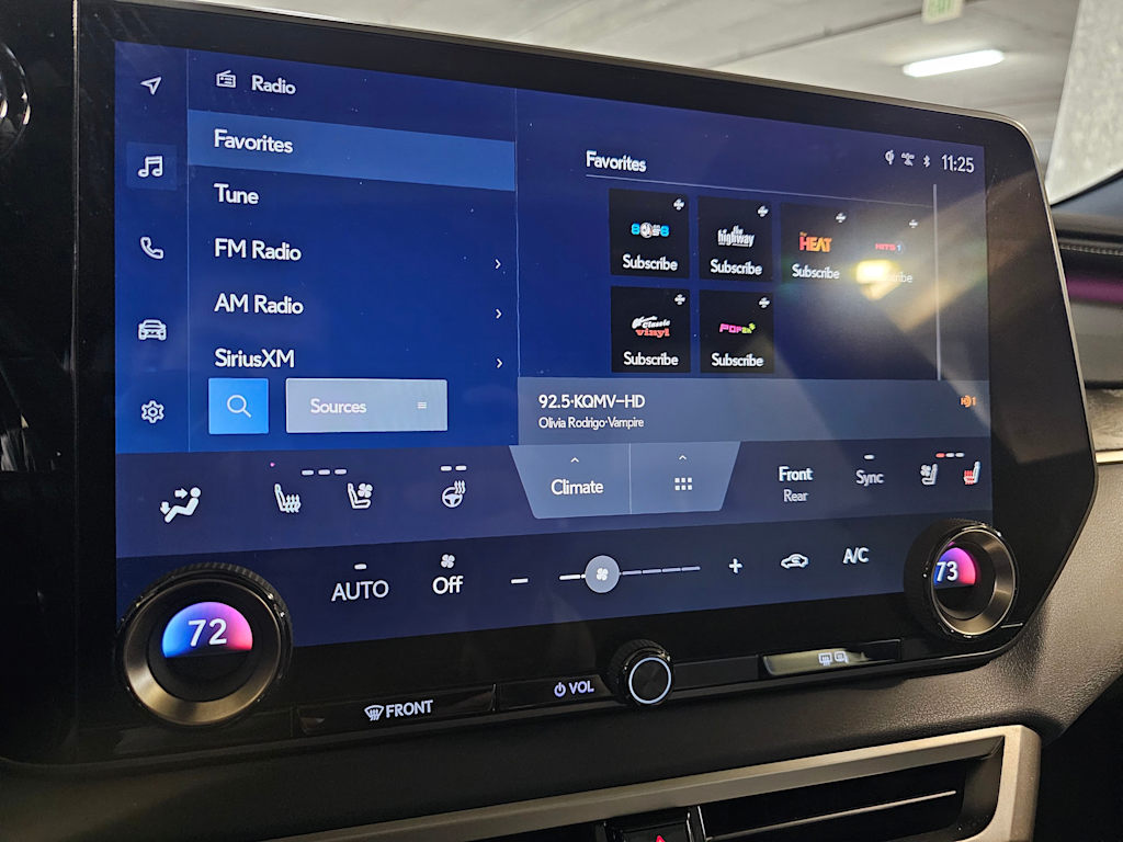 2023 Lexus RX 350 - Photo 23