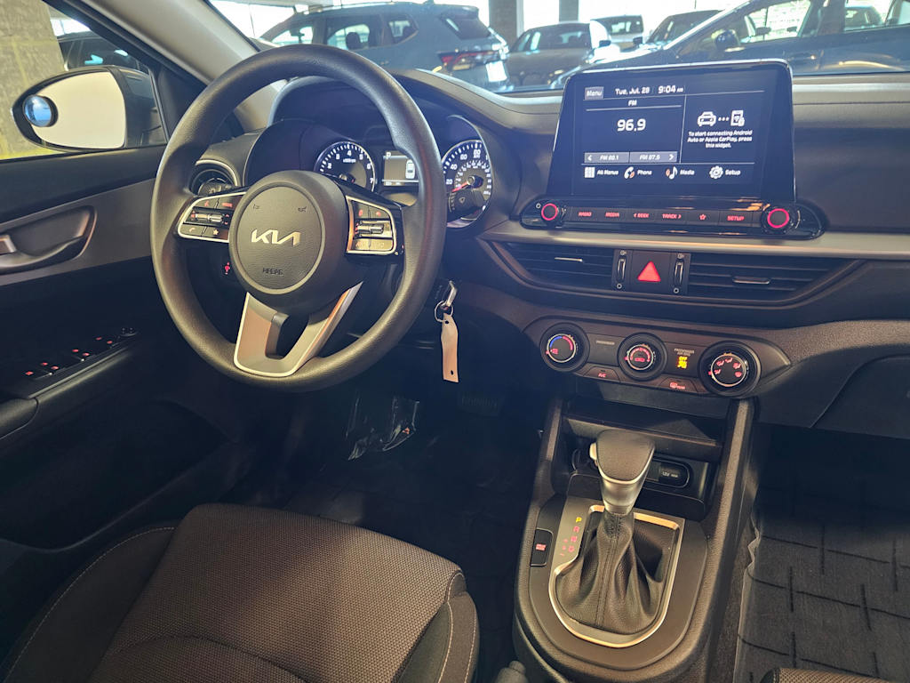 Thumbnail: 2023 Kia Forte - 15