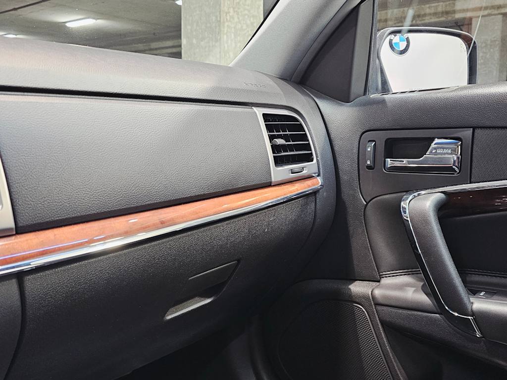 Thumbnail: 2012 Lincoln MKZ - 25