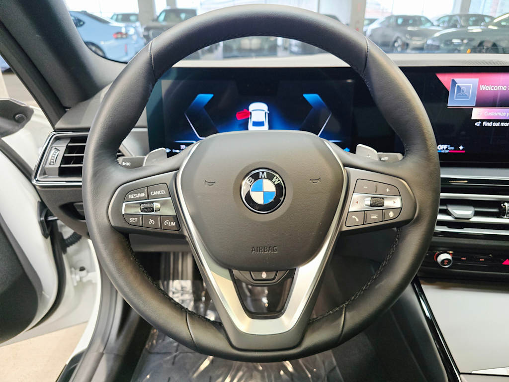 Thumbnail: 2023 BMW 2 Series - 10