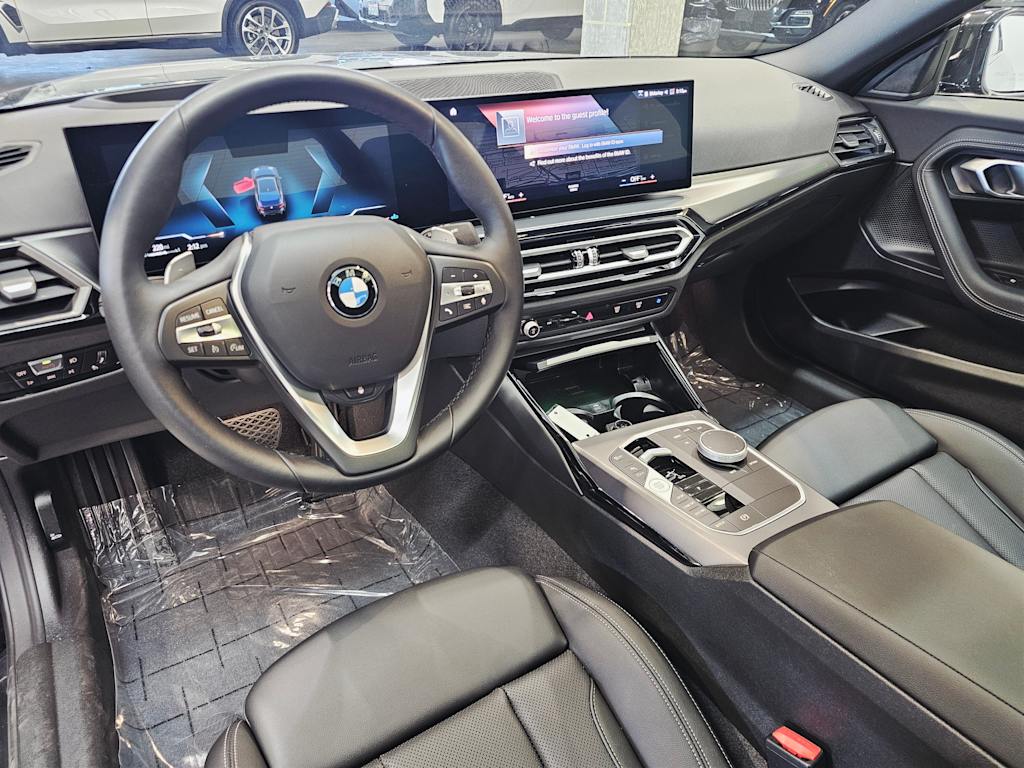 Thumbnail: 2024 BMW 2 Series - 10