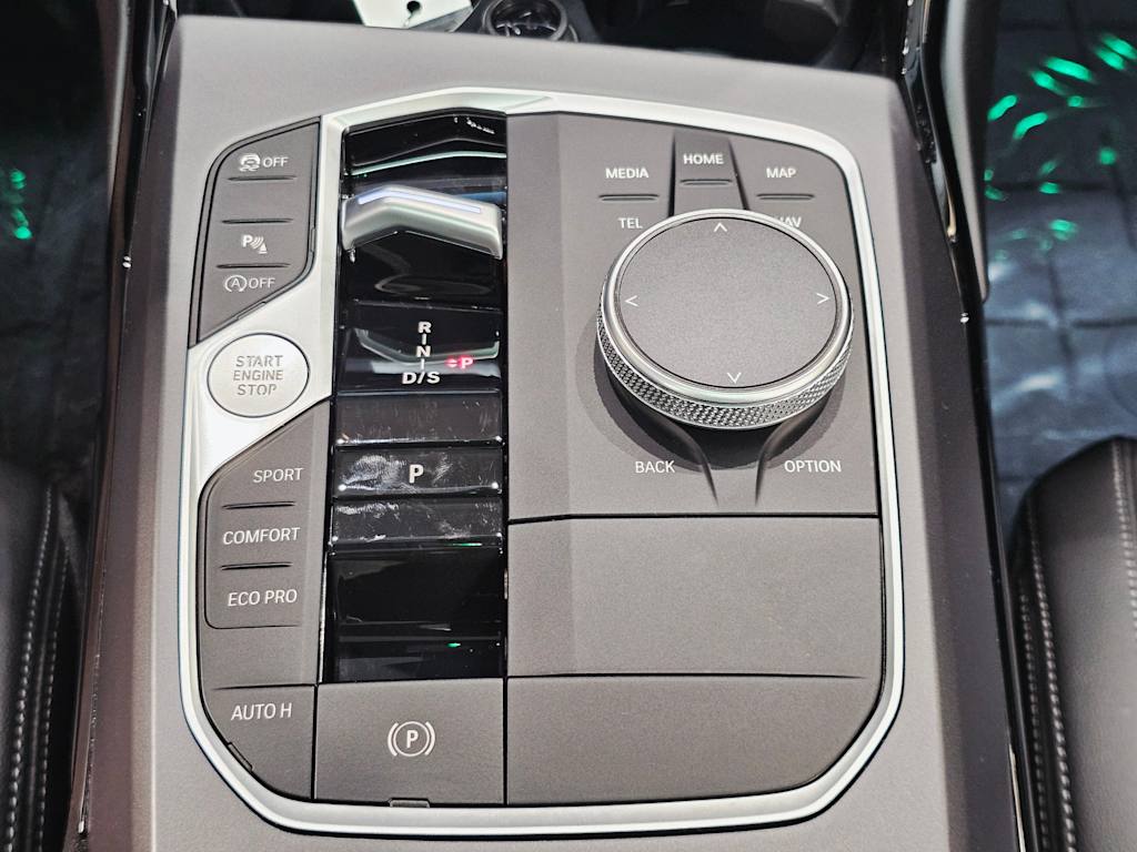 Thumbnail: 2024 BMW 2 Series - 24