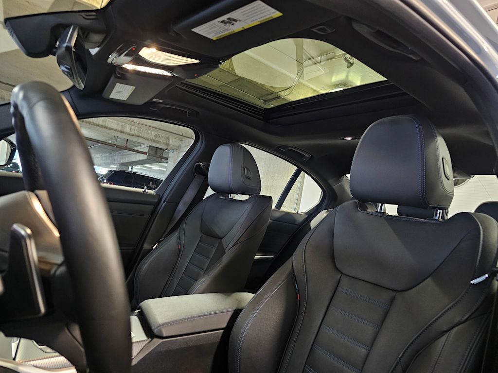 Thumbnail: 2023 BMW 3 Series - 30
