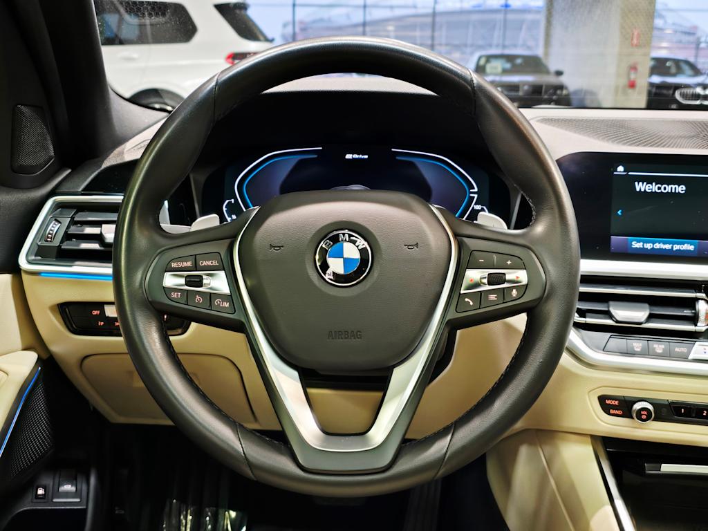 Thumbnail: 2021 BMW 3 Series - 14