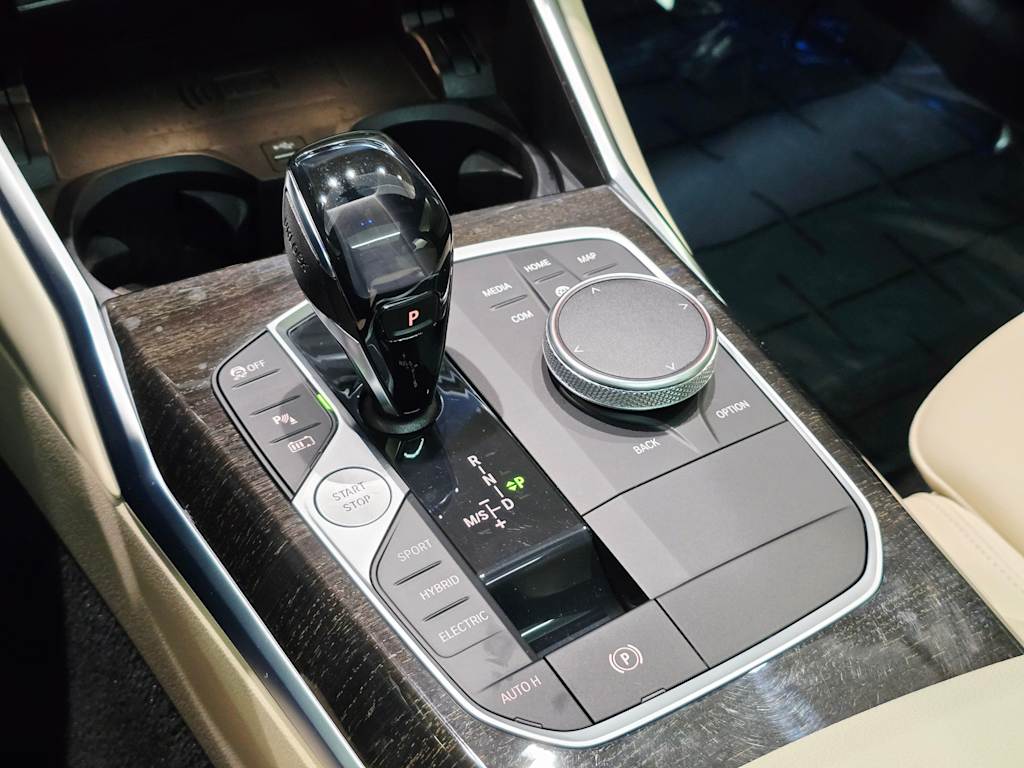 Thumbnail: 2021 BMW 3 Series - 17