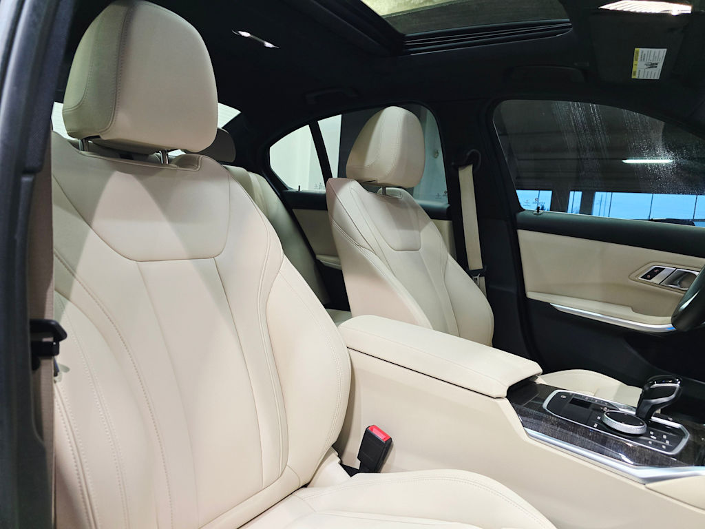 Thumbnail: 2021 BMW 3 Series - 12