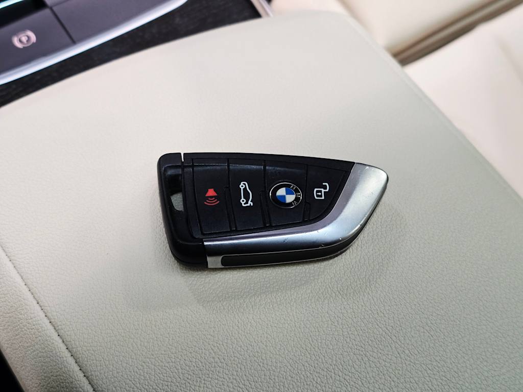 Thumbnail: 2021 BMW 3 Series - 20