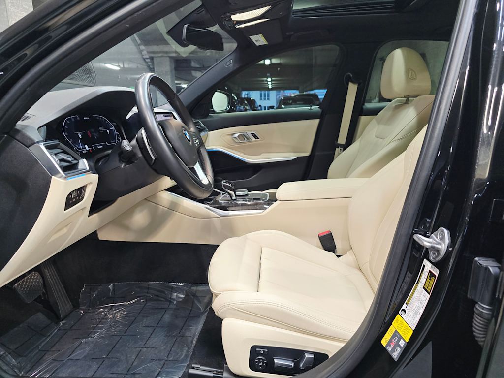 Thumbnail: 2021 BMW 3 Series - 11