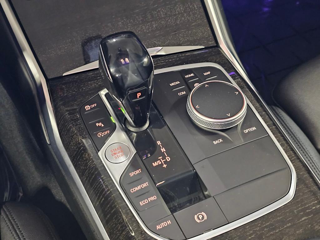 Thumbnail: 2021 BMW 3 Series - 16