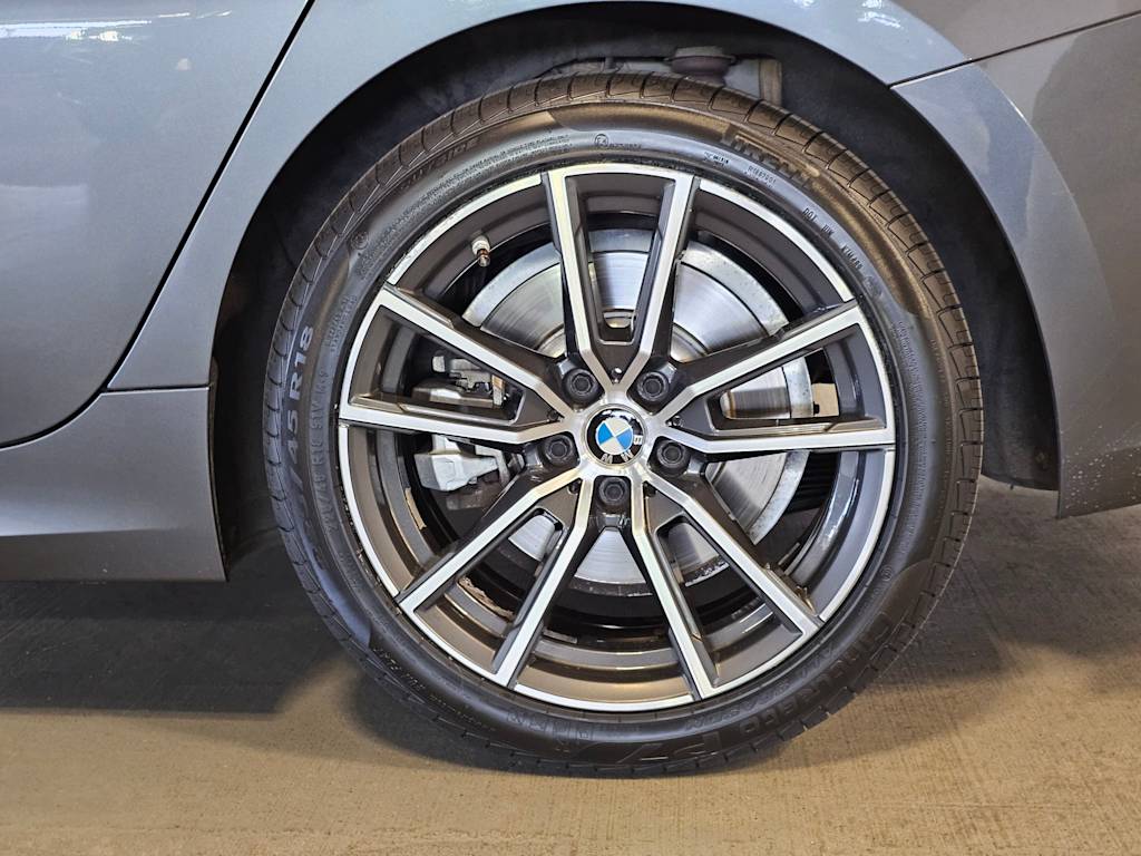 Thumbnail: 2021 BMW 3 Series - 7