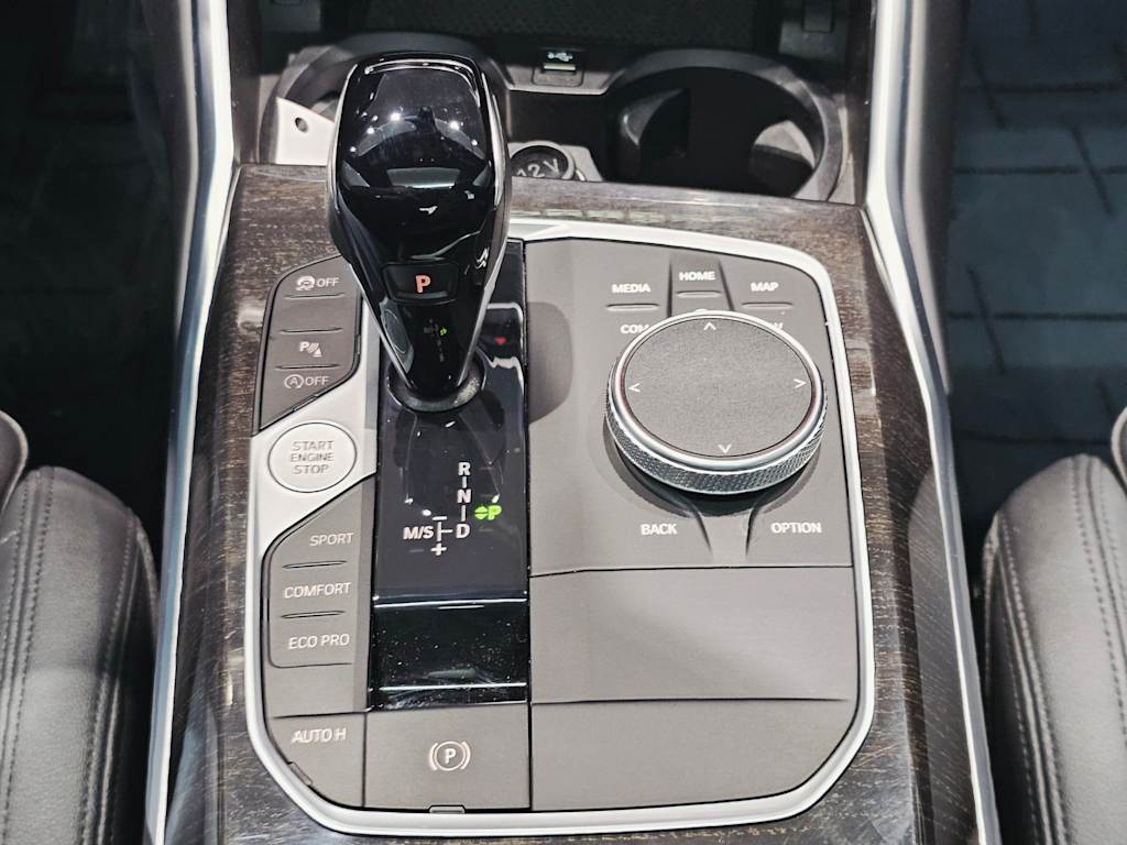 Thumbnail: 2019 BMW 3 Series - 23