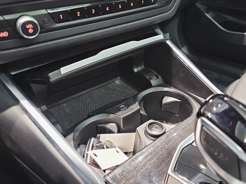 Thumbnail: 2019 BMW 3 Series - 24