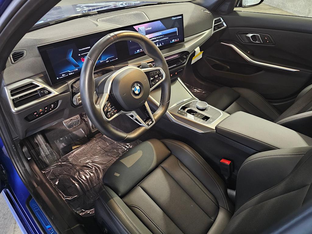 Thumbnail: 2025 BMW 3 Series - 2