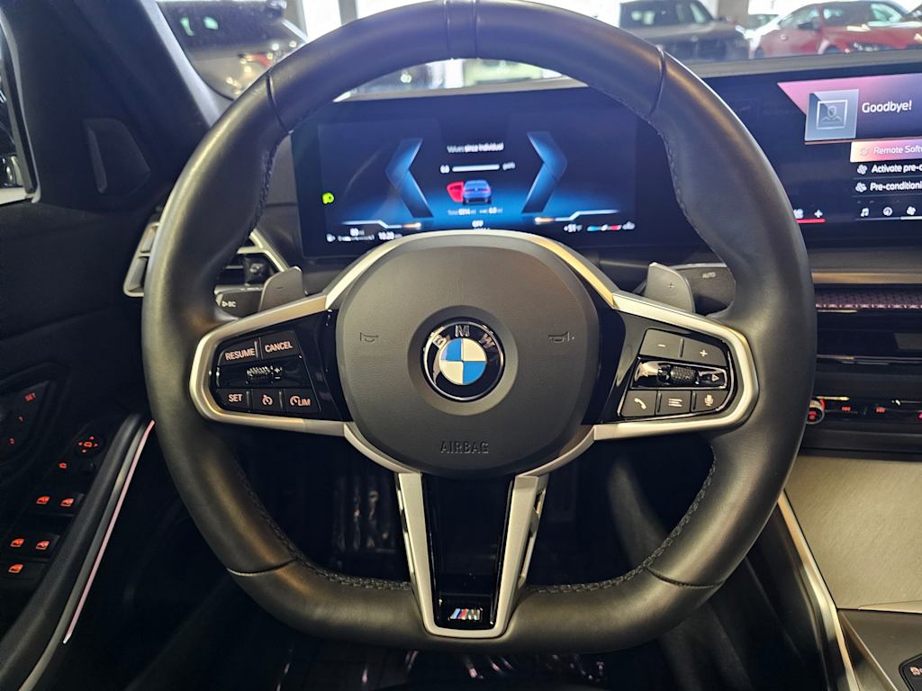 Thumbnail: 2025 BMW 3 Series - 13