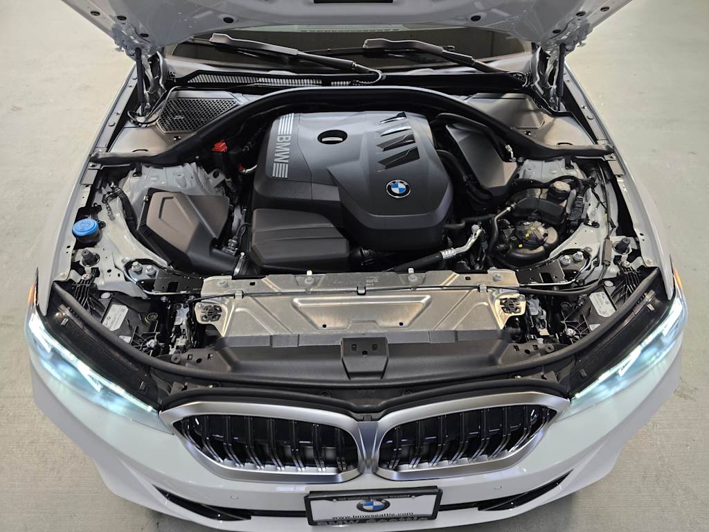 Thumbnail: 2025 BMW 3 Series - 8