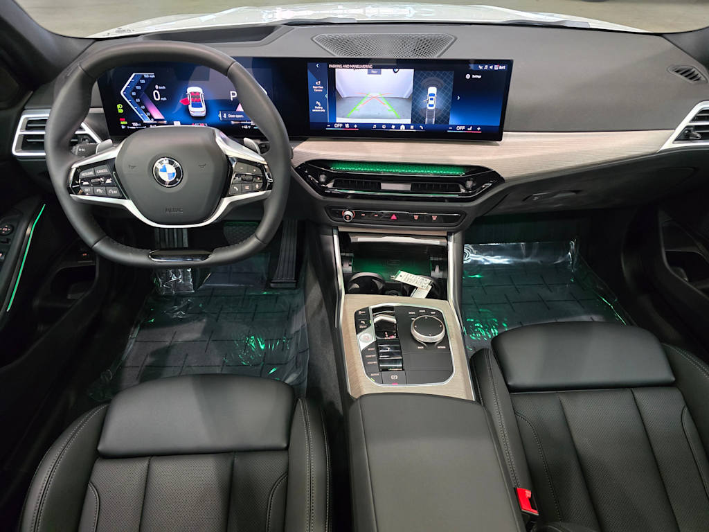 Thumbnail: 2025 BMW 3 Series - 2