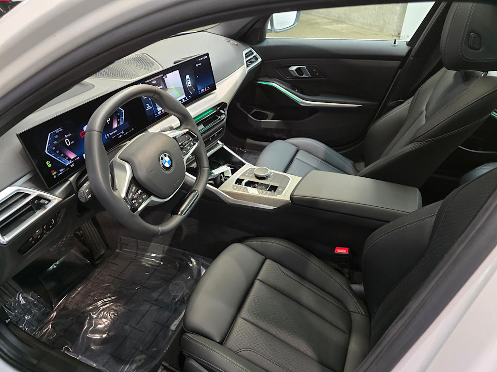 Thumbnail: 2025 BMW 3 Series - 10